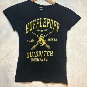 Harry Potter Hufflepuff Team Seeker Hogwarts Kids XL TShirt Quidditch Cup Wizard